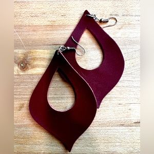 Leather earrings